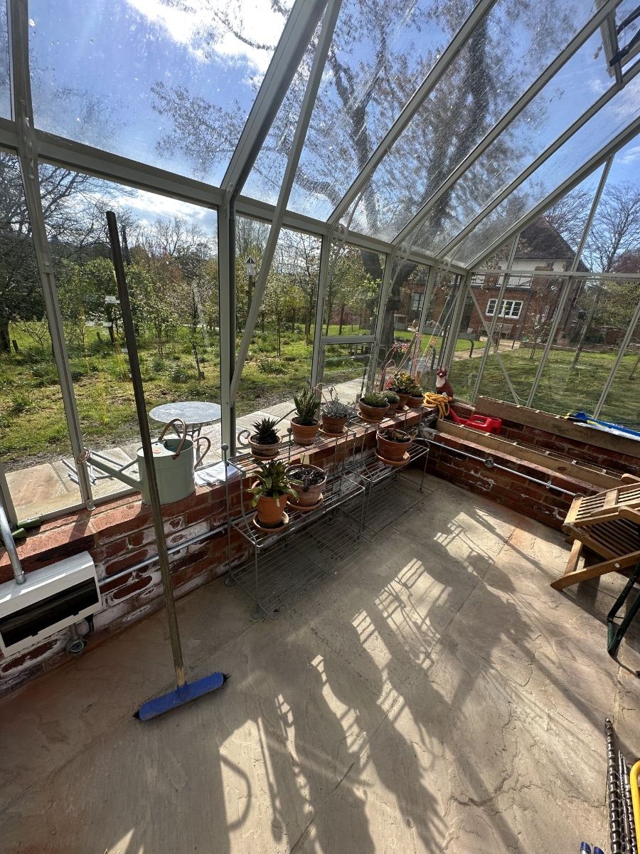 Commercial greenhouse supply