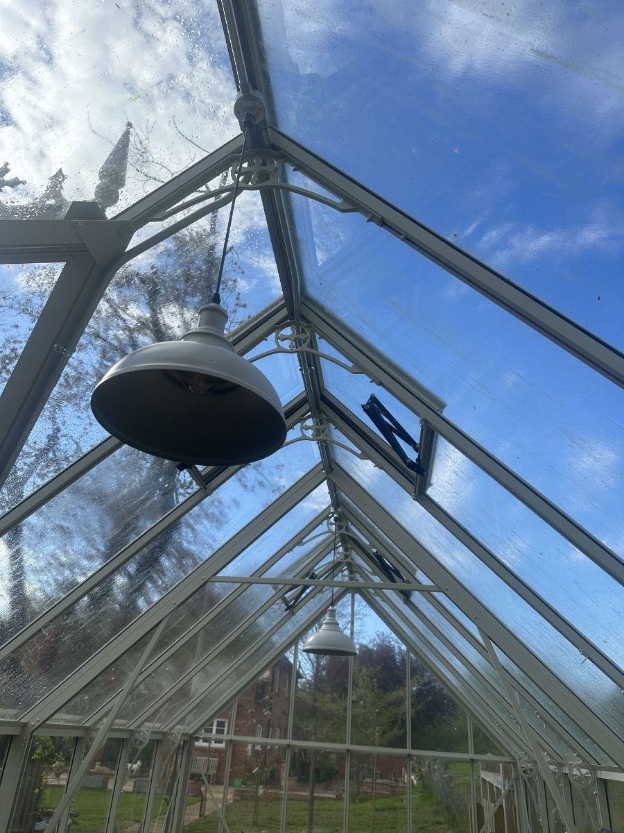 Greenhouse pendants